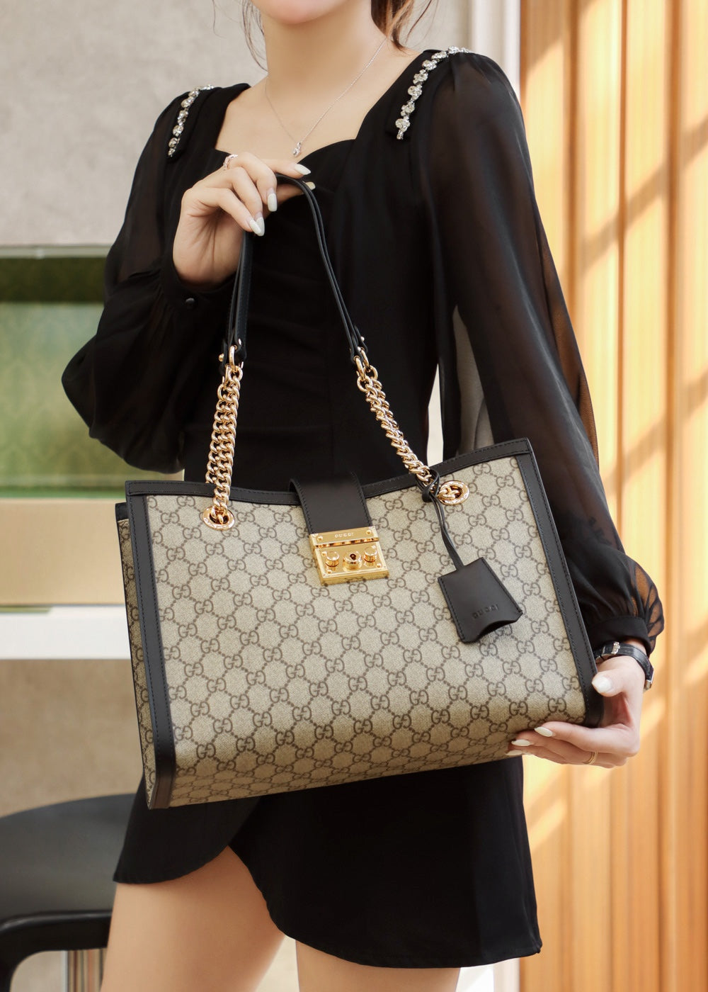 Bolsa GUCCI 𝐏𝐚𝐝𝐥𝐨𝐜𝐤