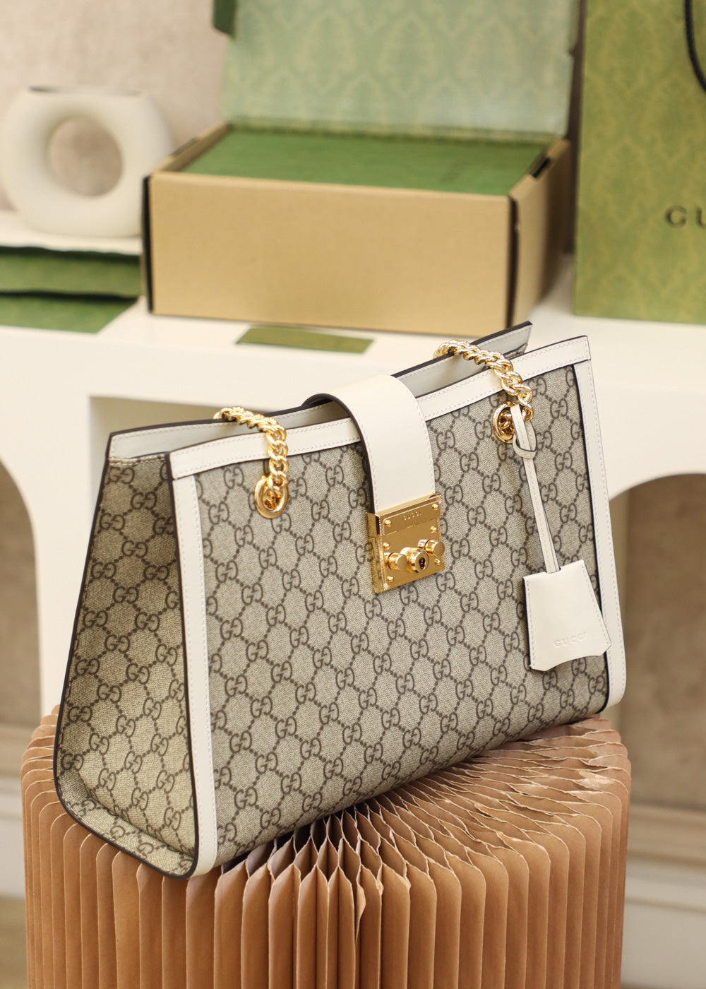 Bolsa GUCCI 𝐏𝐚𝐝𝐥𝐨𝐜𝐤