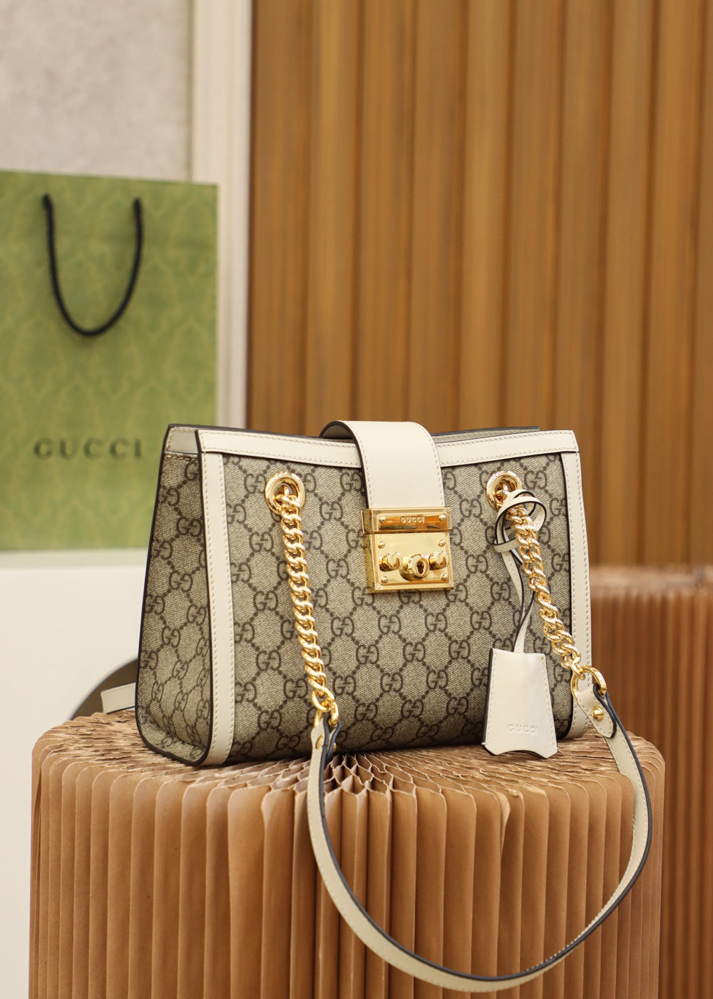 Bolsa GUCCI 𝐏𝐚𝐝𝐥𝐨𝐜𝐤