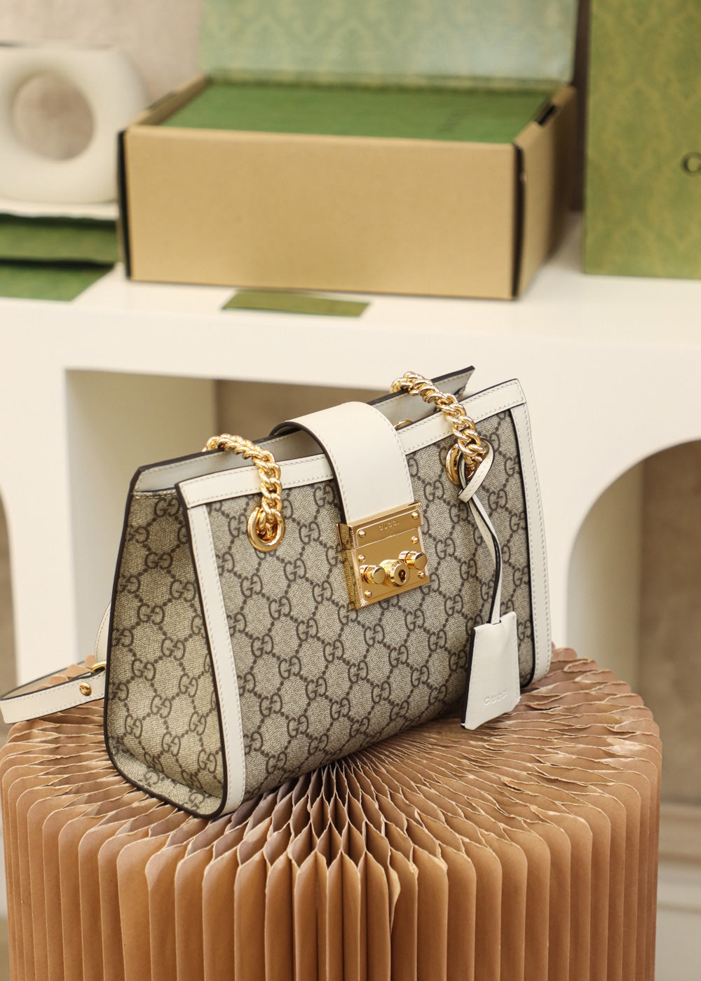 Bolsa GUCCI 𝐏𝐚𝐝𝐥𝐨𝐜𝐤