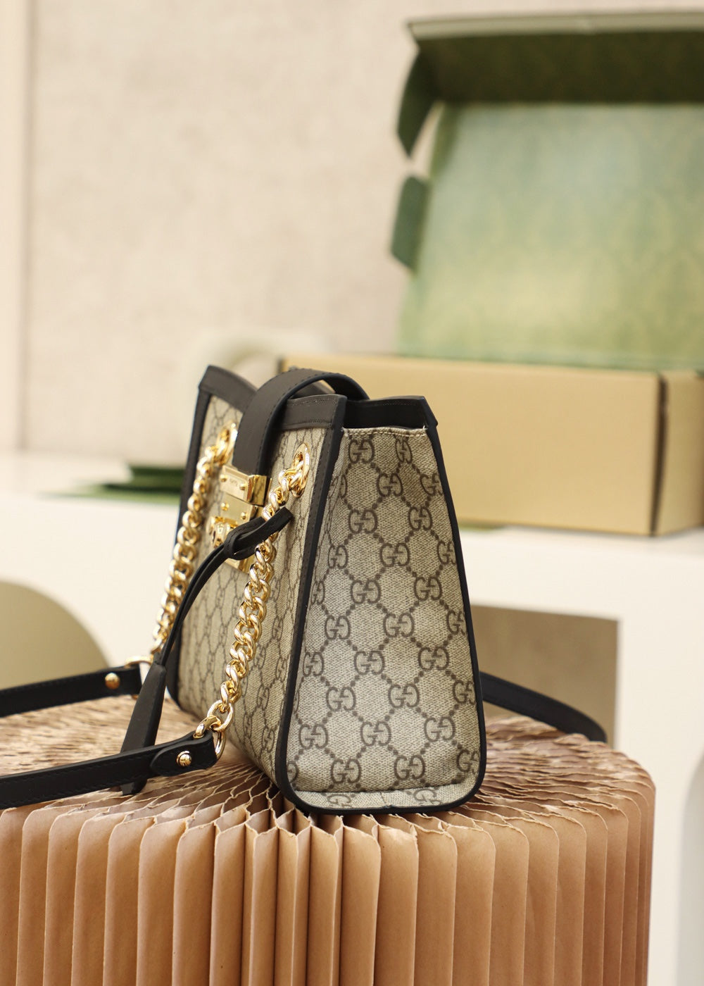 Bolsa GUCCI 𝐏𝐚𝐝𝐥𝐨𝐜𝐤