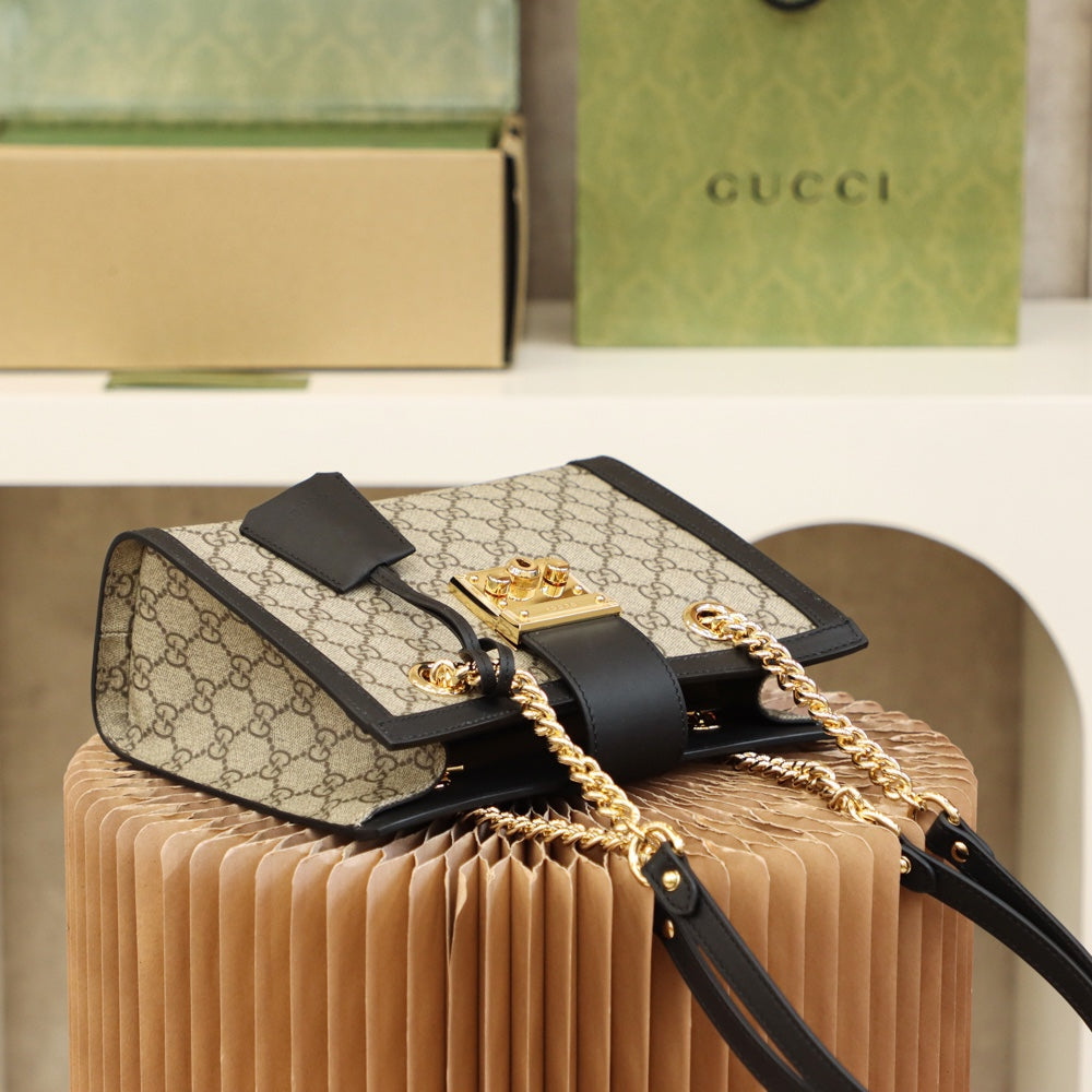 Bolsa GUCCI 𝐏𝐚𝐝𝐥𝐨𝐜𝐤