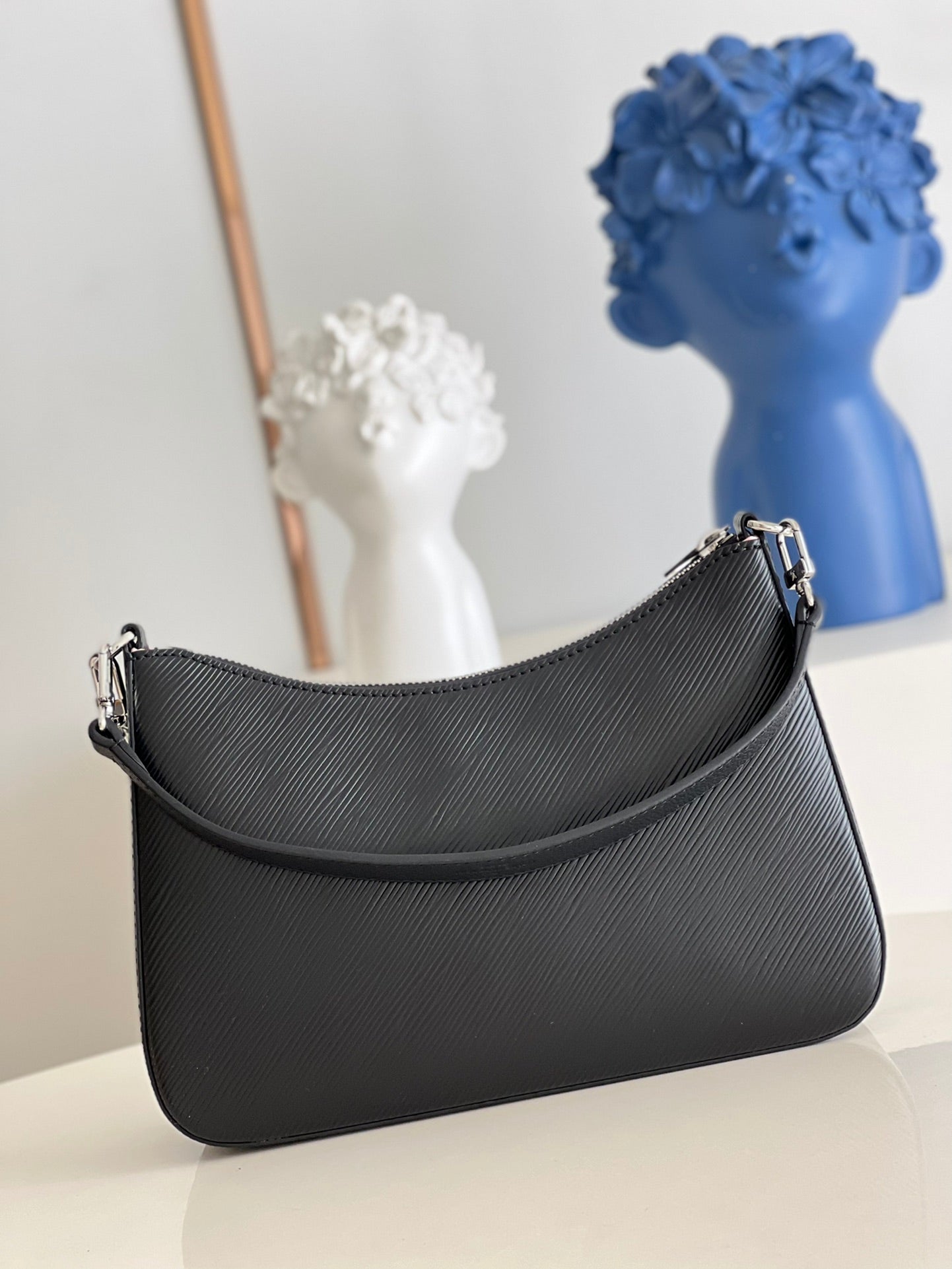 Bolsa Louis Vuitton Why Knot PM