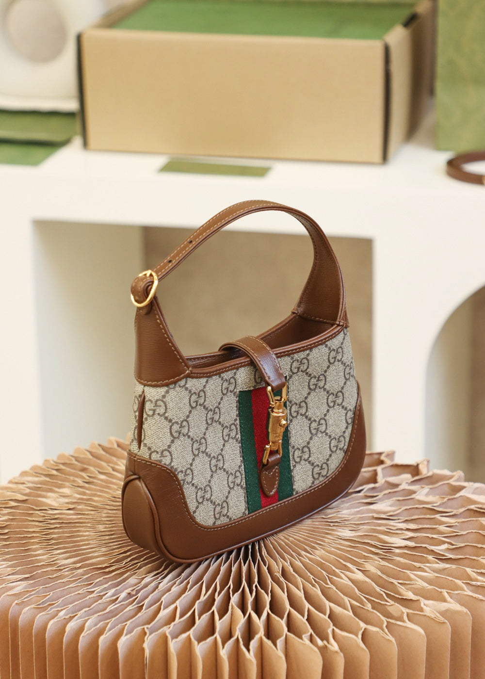 Bolsa GUCCI 𝐉𝐚𝐜𝐤𝐢𝐞 𝟭𝟵𝟲𝟭 small shoulder bag
