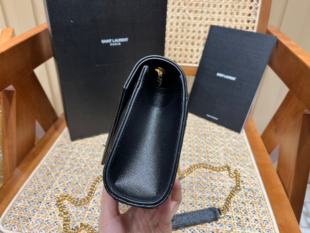 Bolsa YSL ENVELOPE 21CM