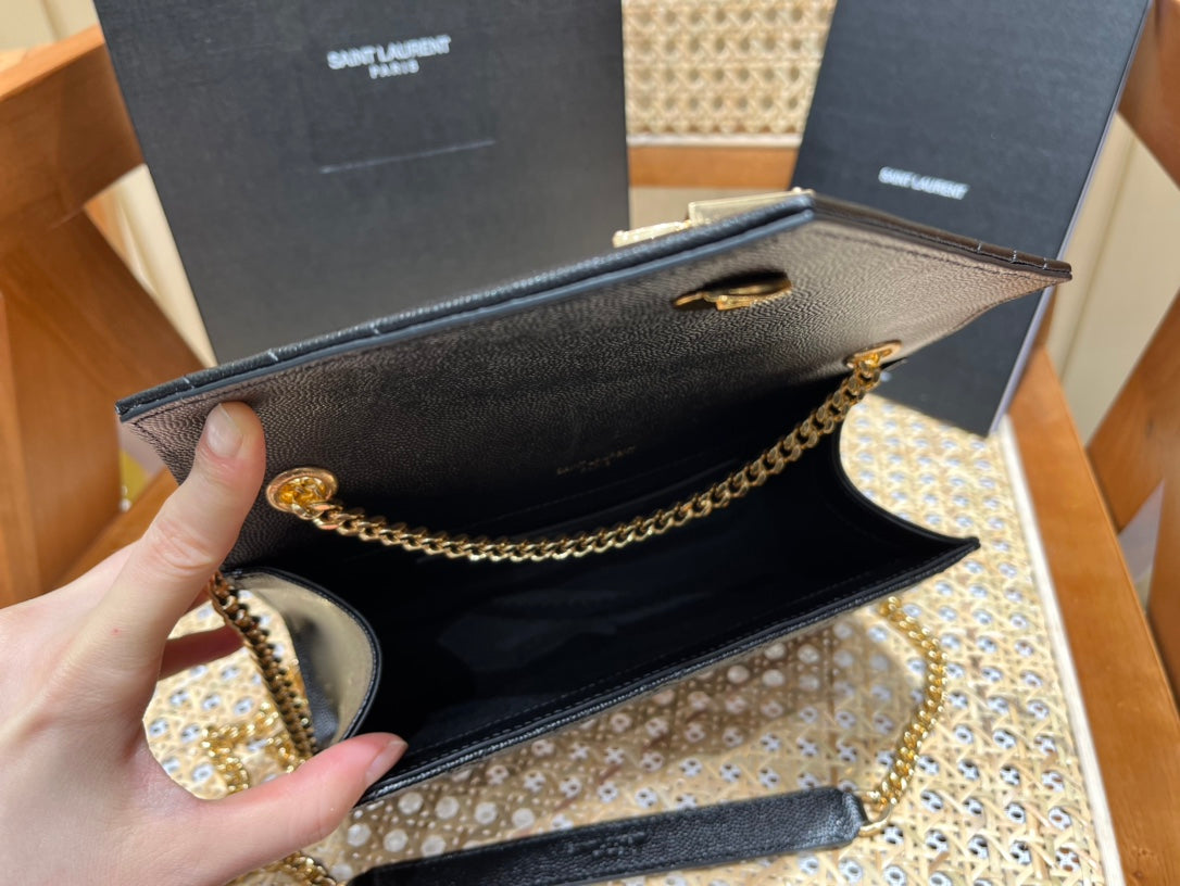 Bolsa YSL ENVELOPE 21CM