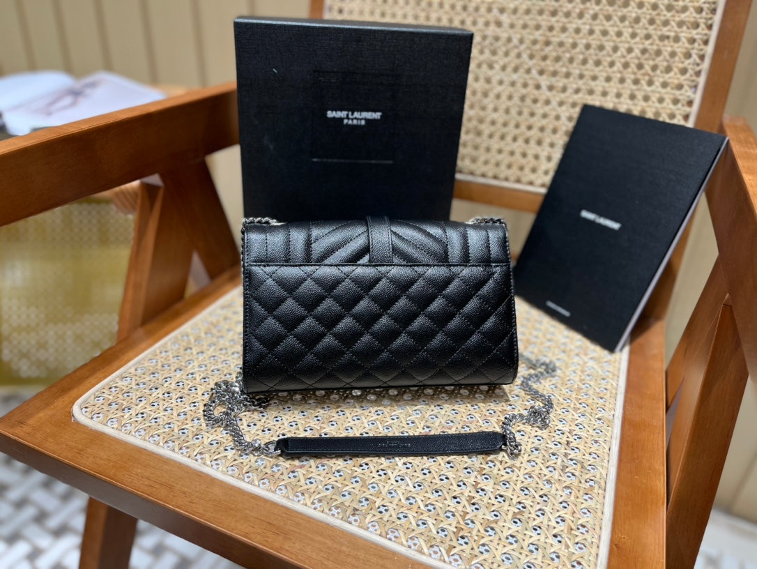 Bolsa YSL ENVELOPE 21CM
