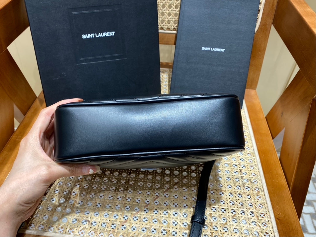 Bolsa YSL LOU 23CM