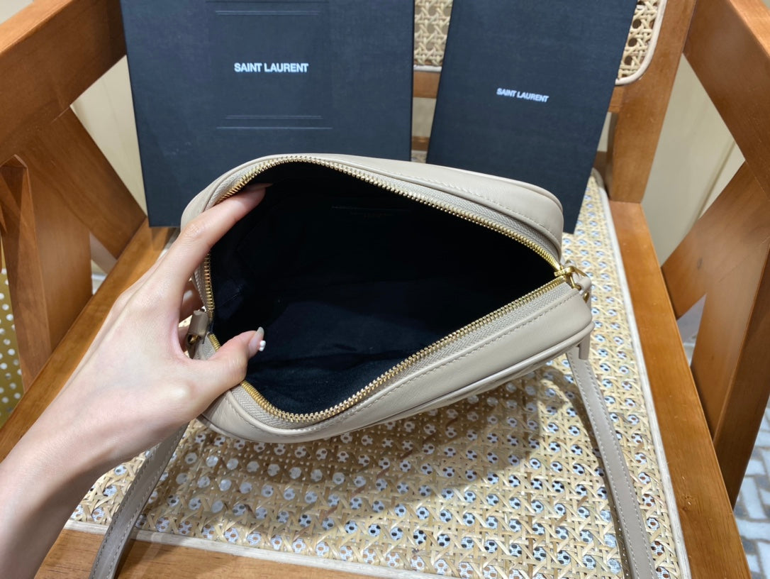 Bolsa YSL LOU 23CM