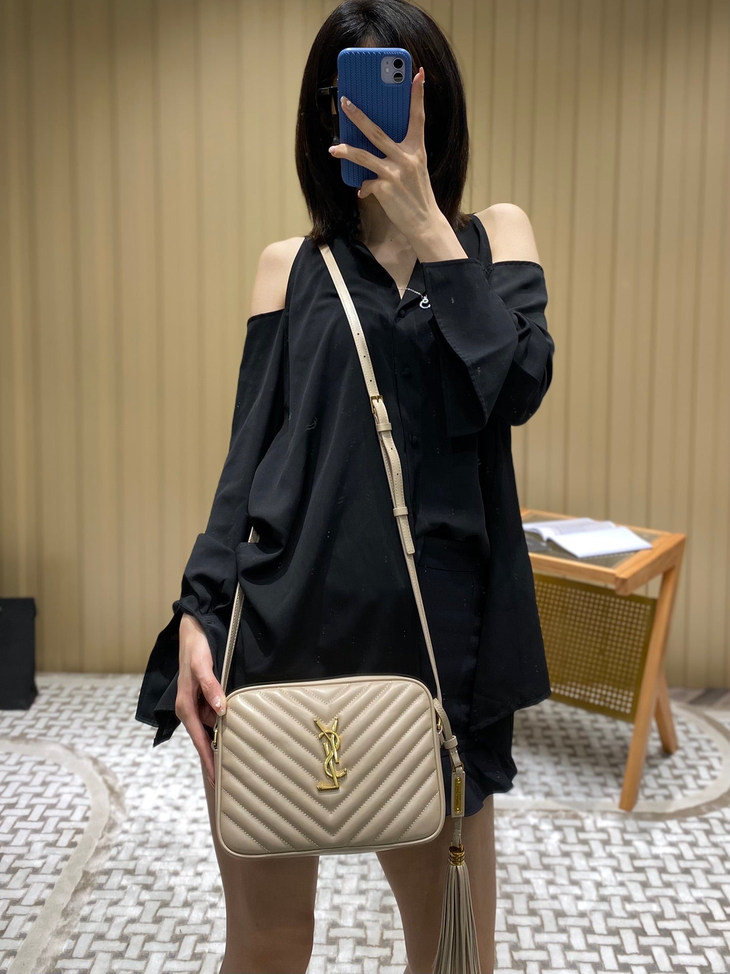 Bolsa YSL LOU 23CM