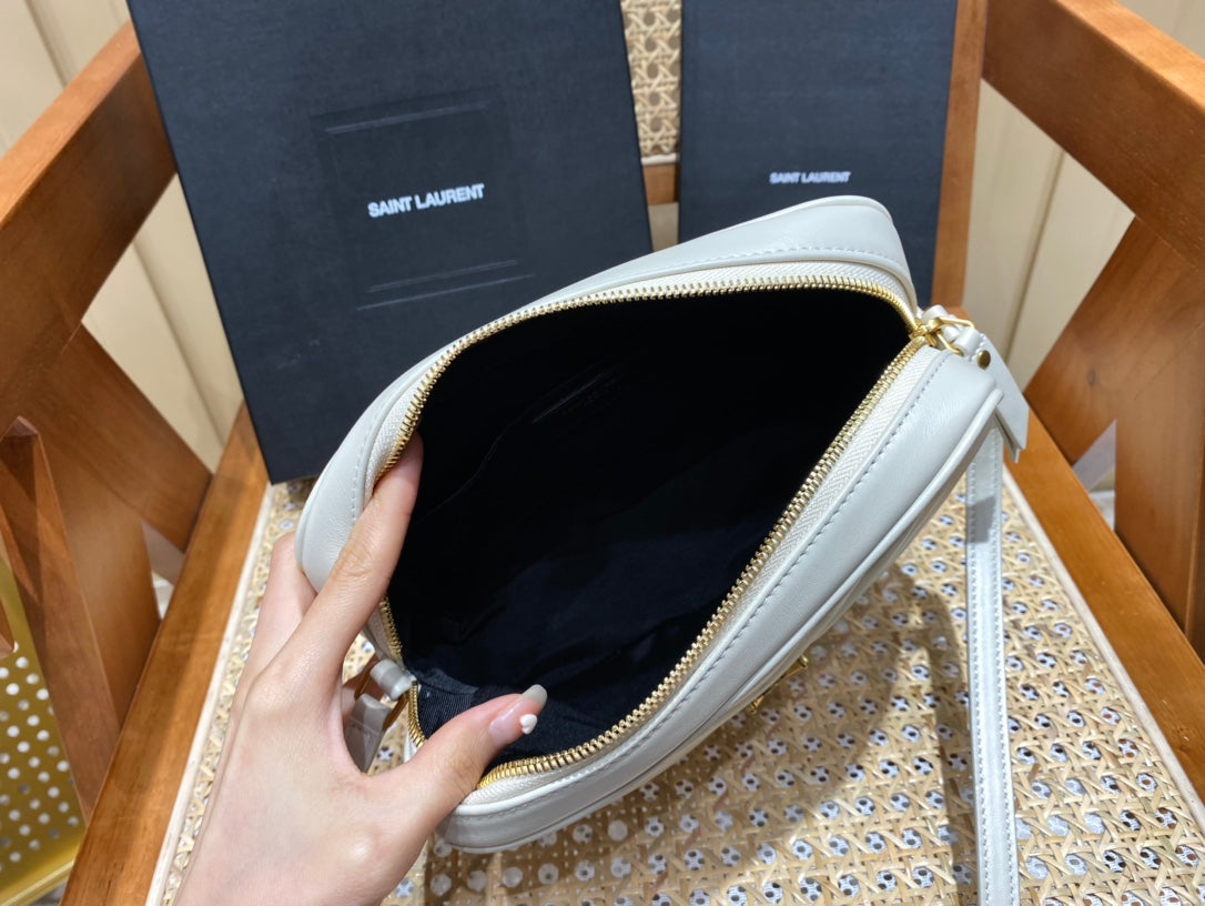Bolsa YSL LOU 23CM