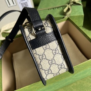 Bolsa Gucci MINI WITH INTERLOCKING