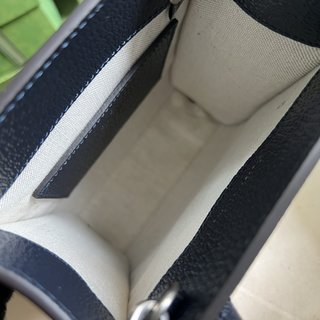 Bolsa Gucci MINI TOTE WITH INTERLOCKING