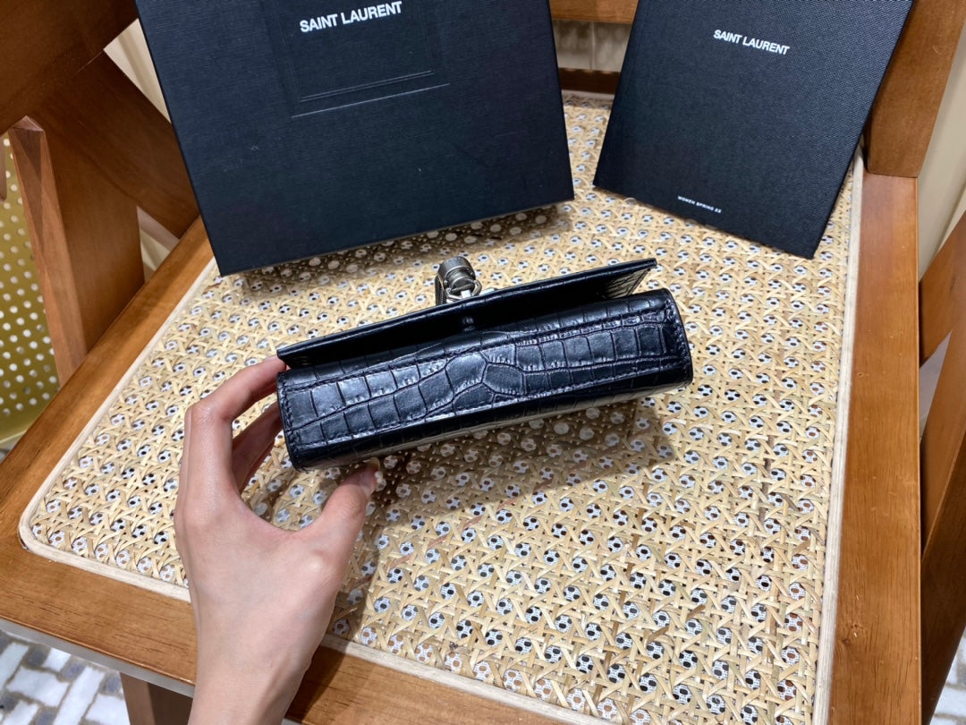 Bolsa YSL 𝑲𝑨𝑻𝑬 𝟭𝟳𝒄𝒎