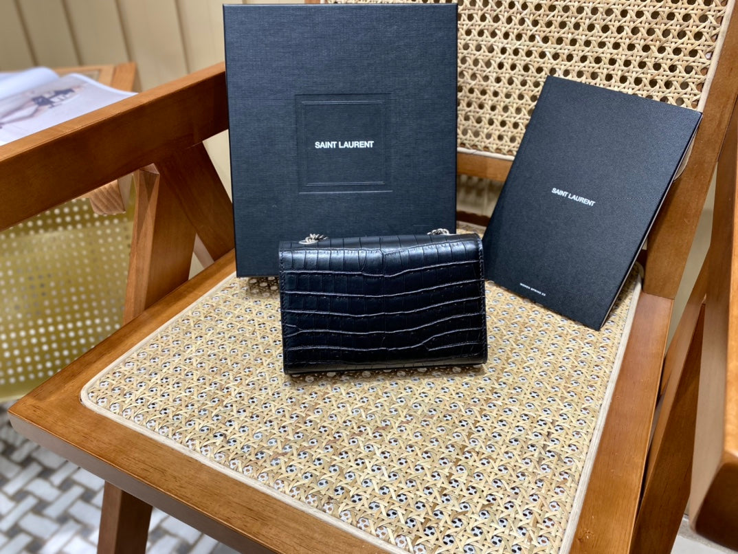 Bolsa YSL 𝑲𝑨𝑻𝑬 𝟭𝟳𝒄𝒎