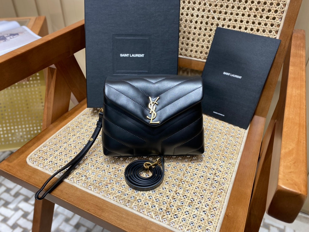 Bolsa YSL LouLou 20CM