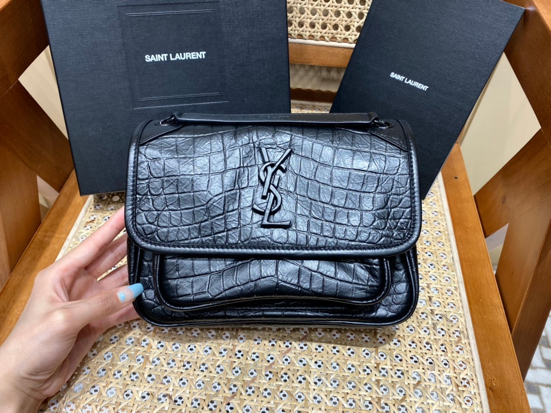 Bolsa YSL YSL 𝐍𝐢𝐤𝐢 22𝐜𝐦