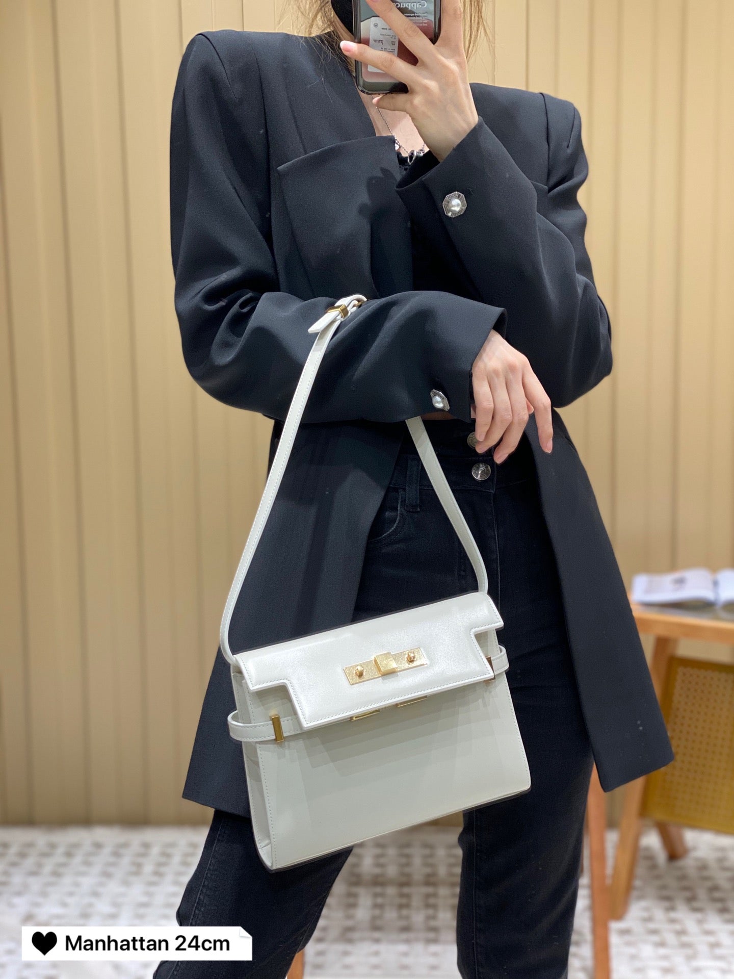 Bolsa YSL 𝙈𝙖𝙣𝙝𝙖𝙩𝙩𝙖𝙣 𝟮𝟰𝙘𝙢