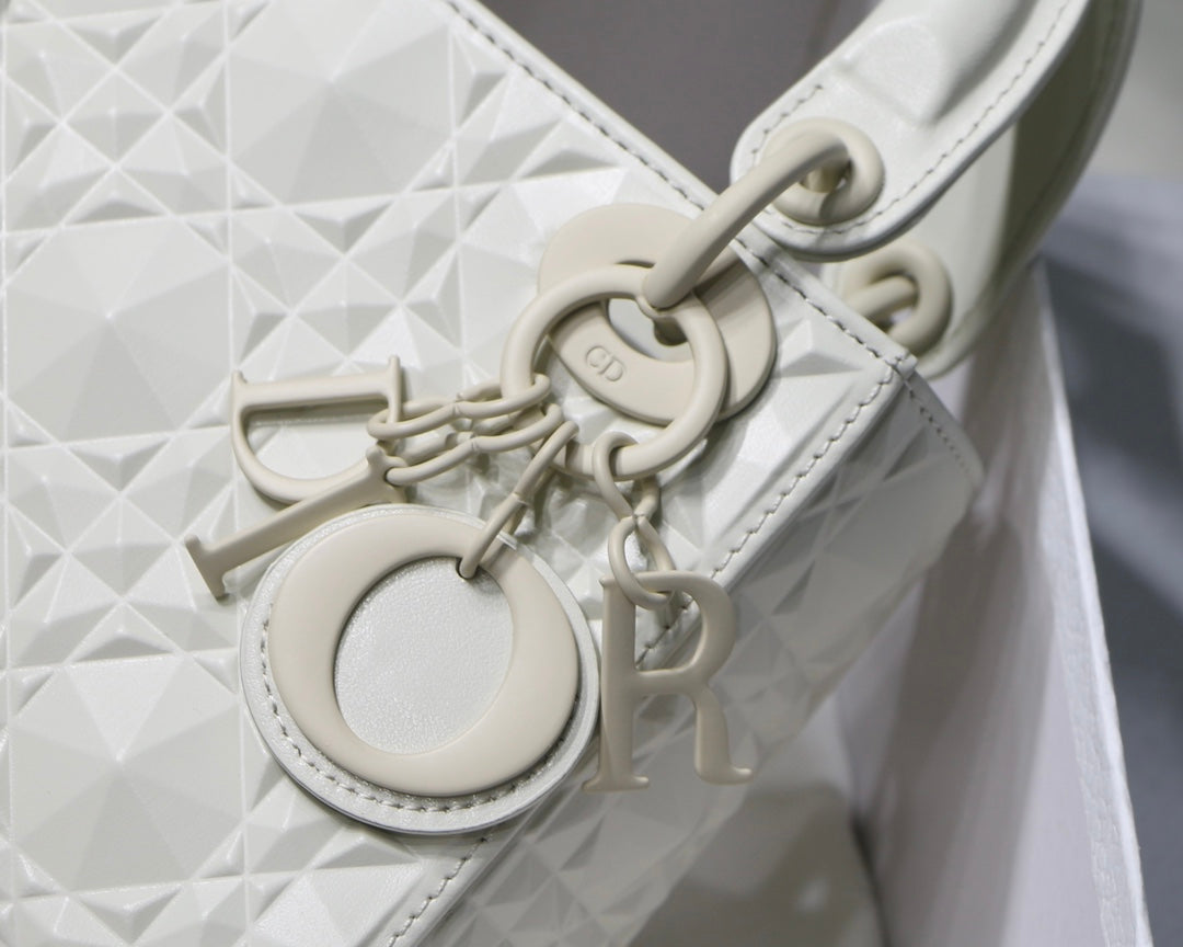 Bolsa Dior  MINI LADY DIOR BAG