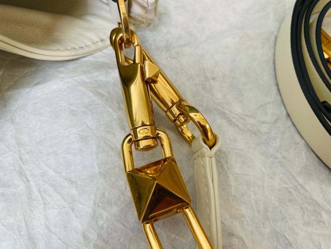 Bolsa Valentino GaravaniStudSign