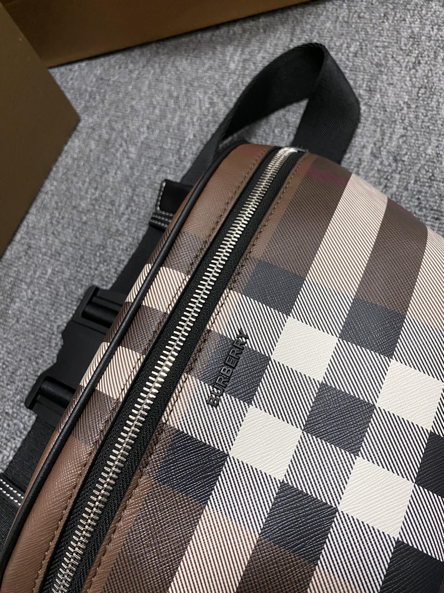 Pochete Burberry