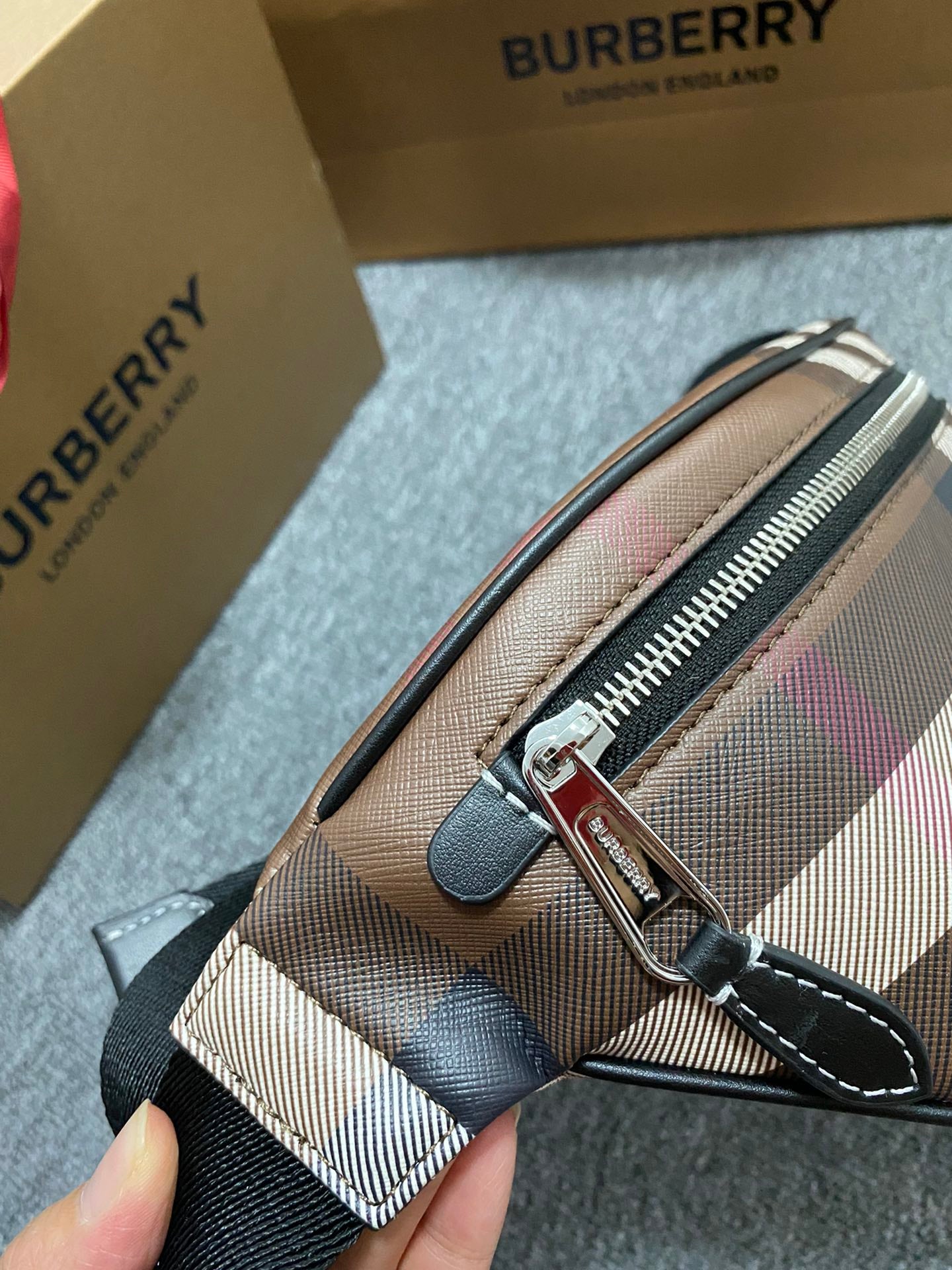Pochete Burberry