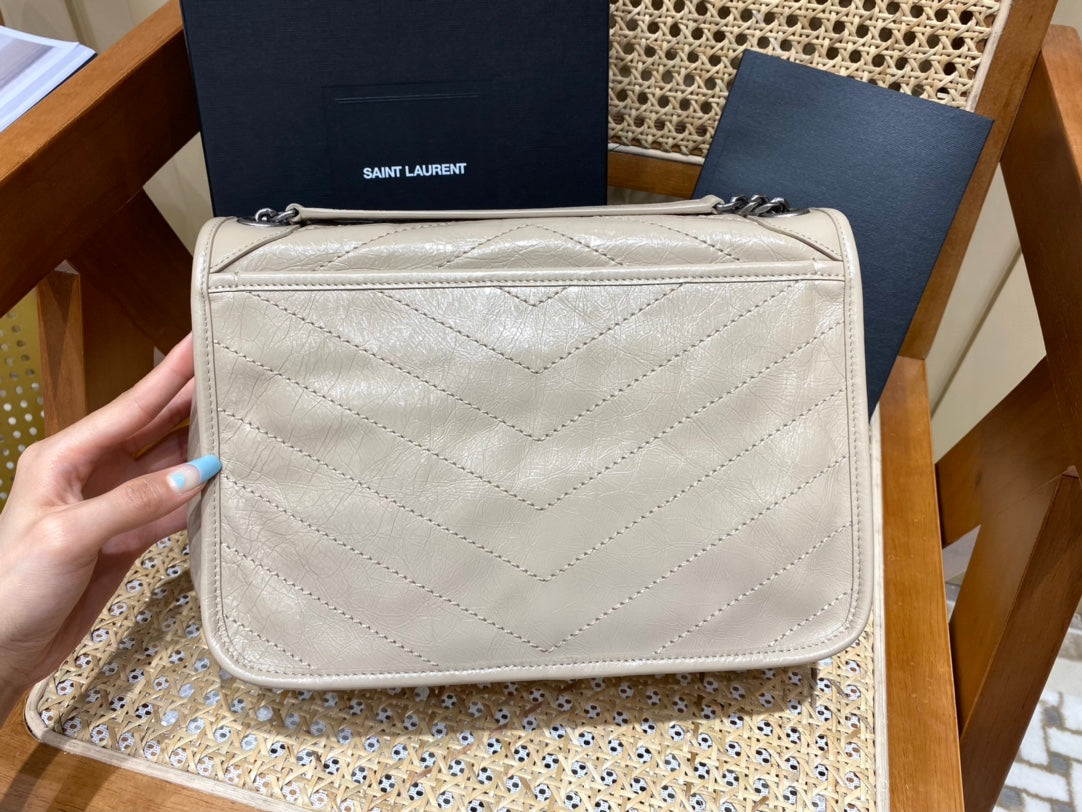 Bolsa YSL Niki 28CM