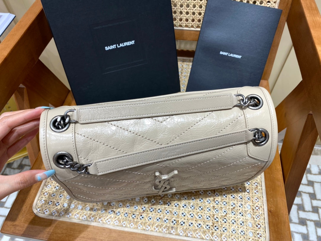 Bolsa YSL Niki 28CM