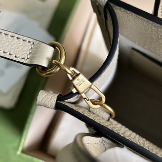 Bolsa Gucci MINI TOTE WITH INTERLOCKING