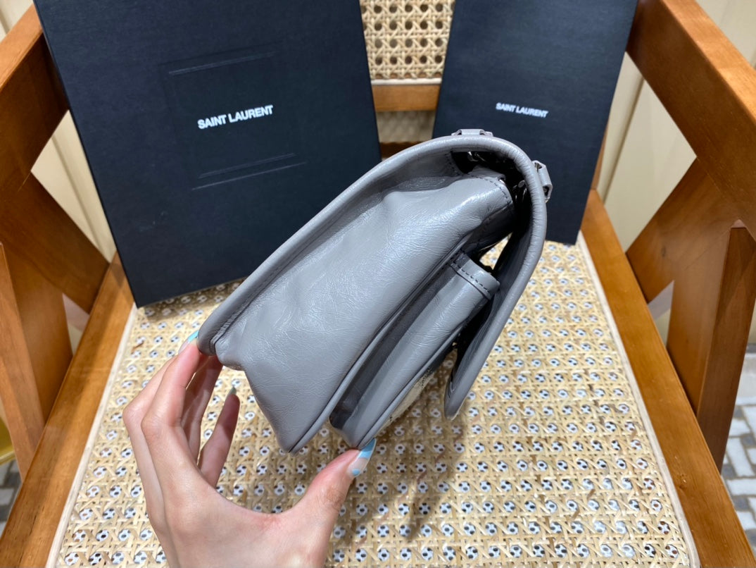 Bolsa YSL Niki 22CM