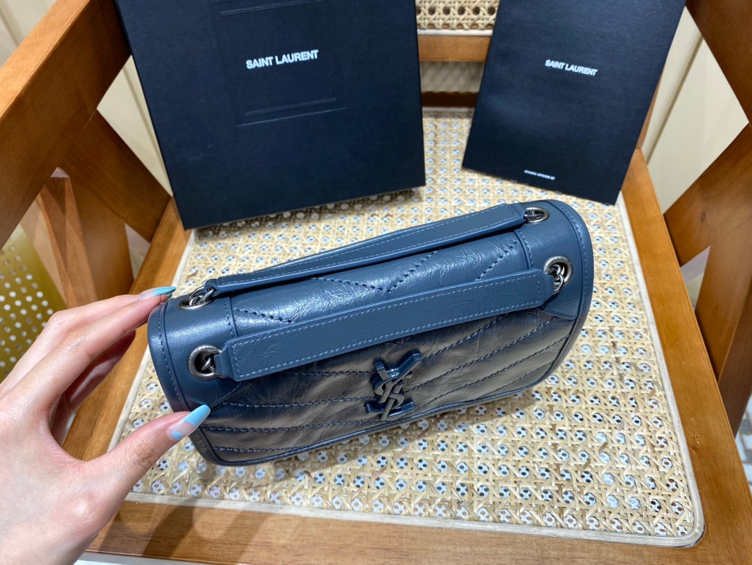 Bolsa YSL Niki 22CM