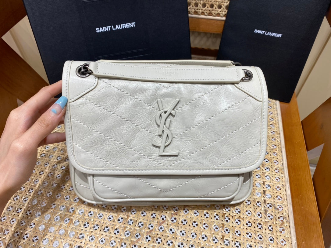 Bolsa YSL Niki 22CM