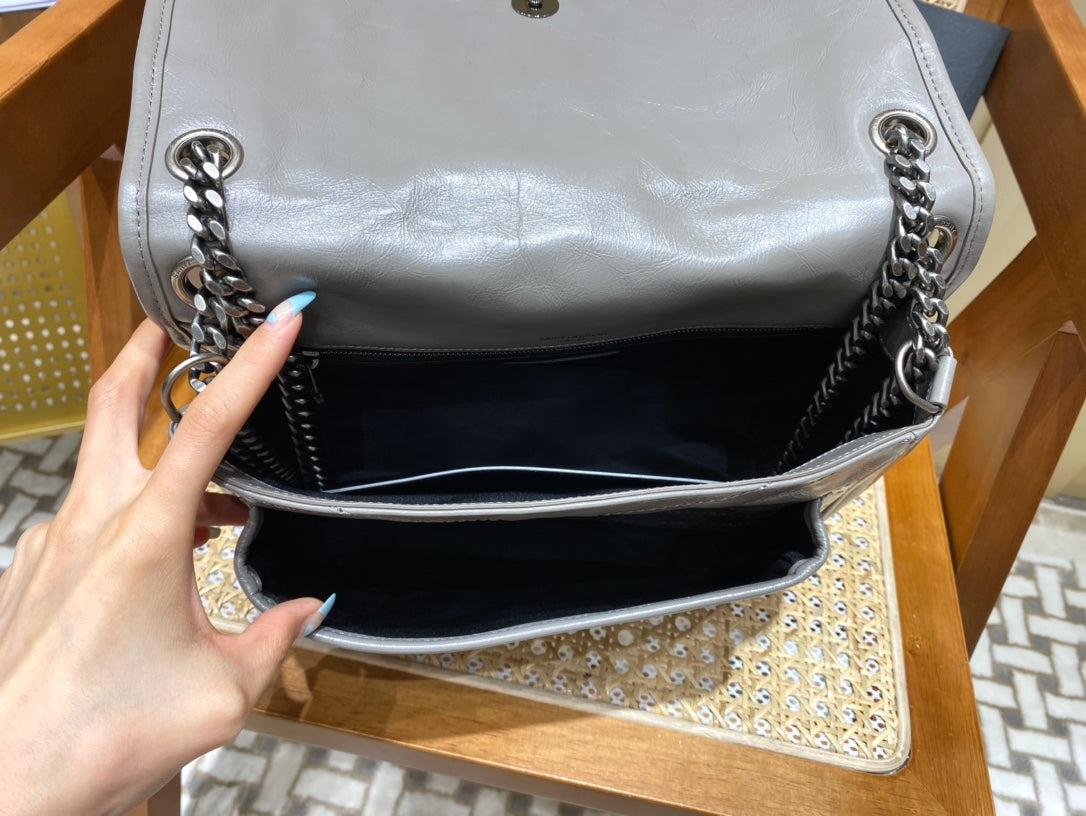 Bolsa YSL 𝐍𝐢𝐤𝐢 28𝐜𝐦