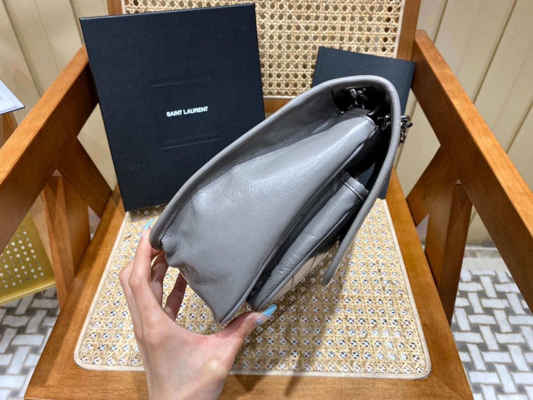 Bolsa YSL 𝐍𝐢𝐤𝐢 28𝐜𝐦