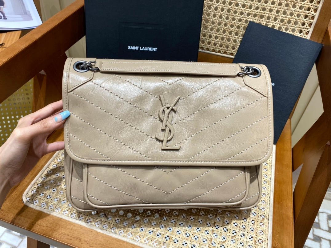 Bolsa YSL 𝐍𝐢𝐤𝐢 28𝐜𝐦