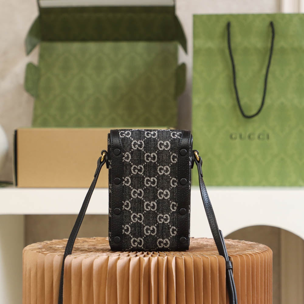 Bolsa GUCCI 𝟏𝟗𝟓𝟓 𝐃𝐞𝐧𝐢𝐦