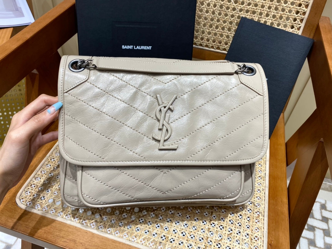 Bolsa YSL 𝐍𝐢𝐤𝐢 28𝐜𝐦