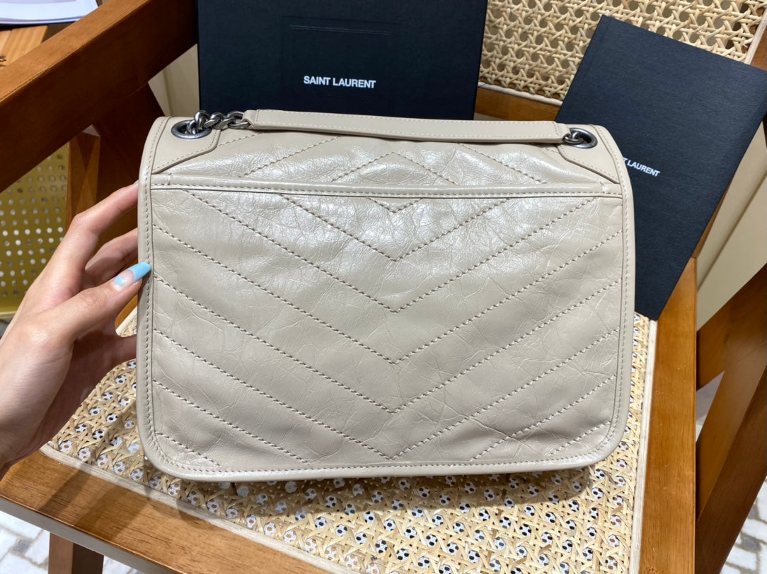 Bolsa YSL 𝐍𝐢𝐤𝐢 28𝐜𝐦