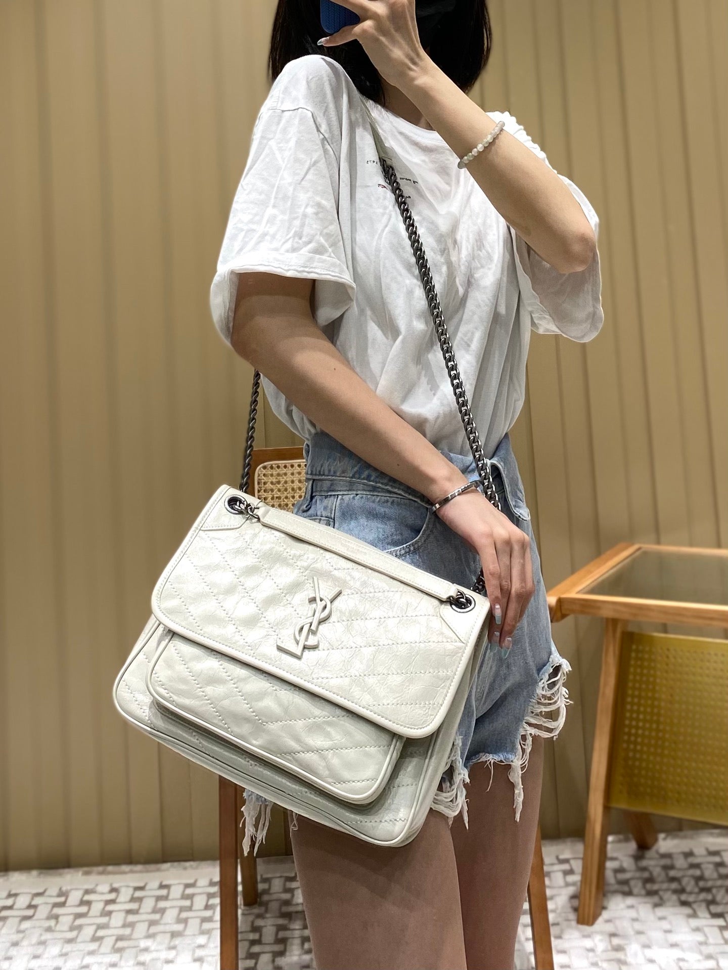 Bolsa YSL 𝐍𝐢𝐤𝐢 28𝐜𝐦