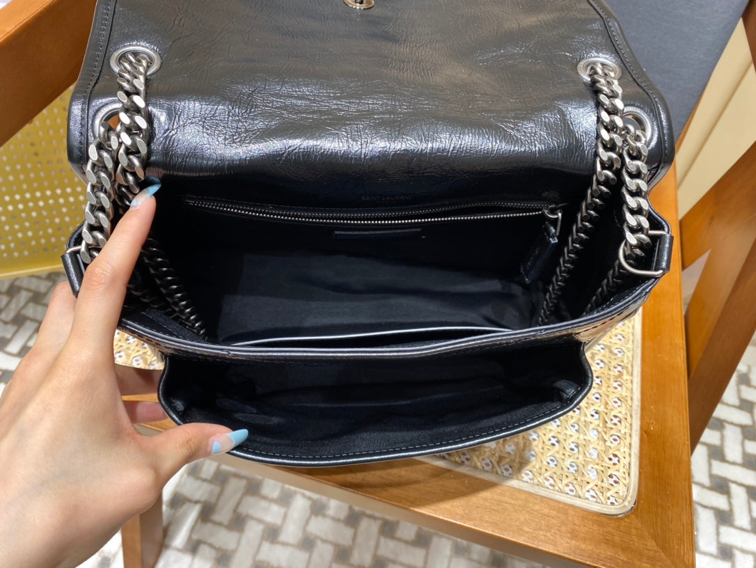Bolsa YSL 𝐍𝐢𝐤𝐢 28𝐜𝐦