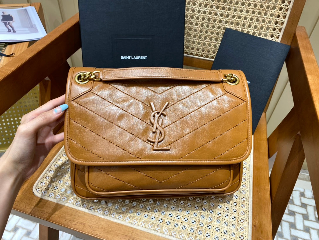 Bolsa YSL 𝐍𝐢𝐤𝐢 28𝐜𝐦