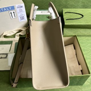 Bolsa Gucci SMALL TOTE WITH INTERLOCKING