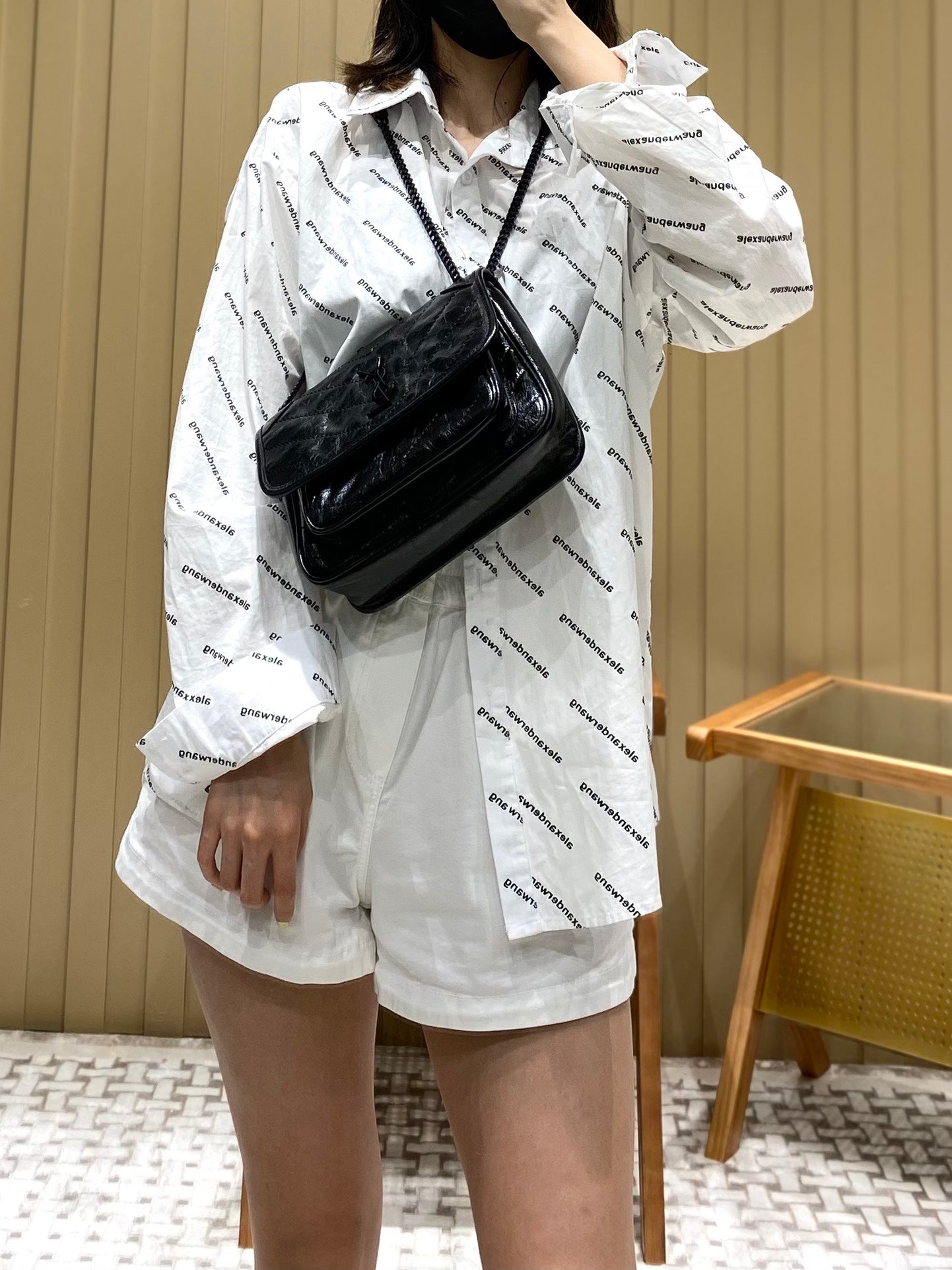 Bolsa YSL YSL 𝐍𝐢𝐤𝐢 22𝐜𝐦