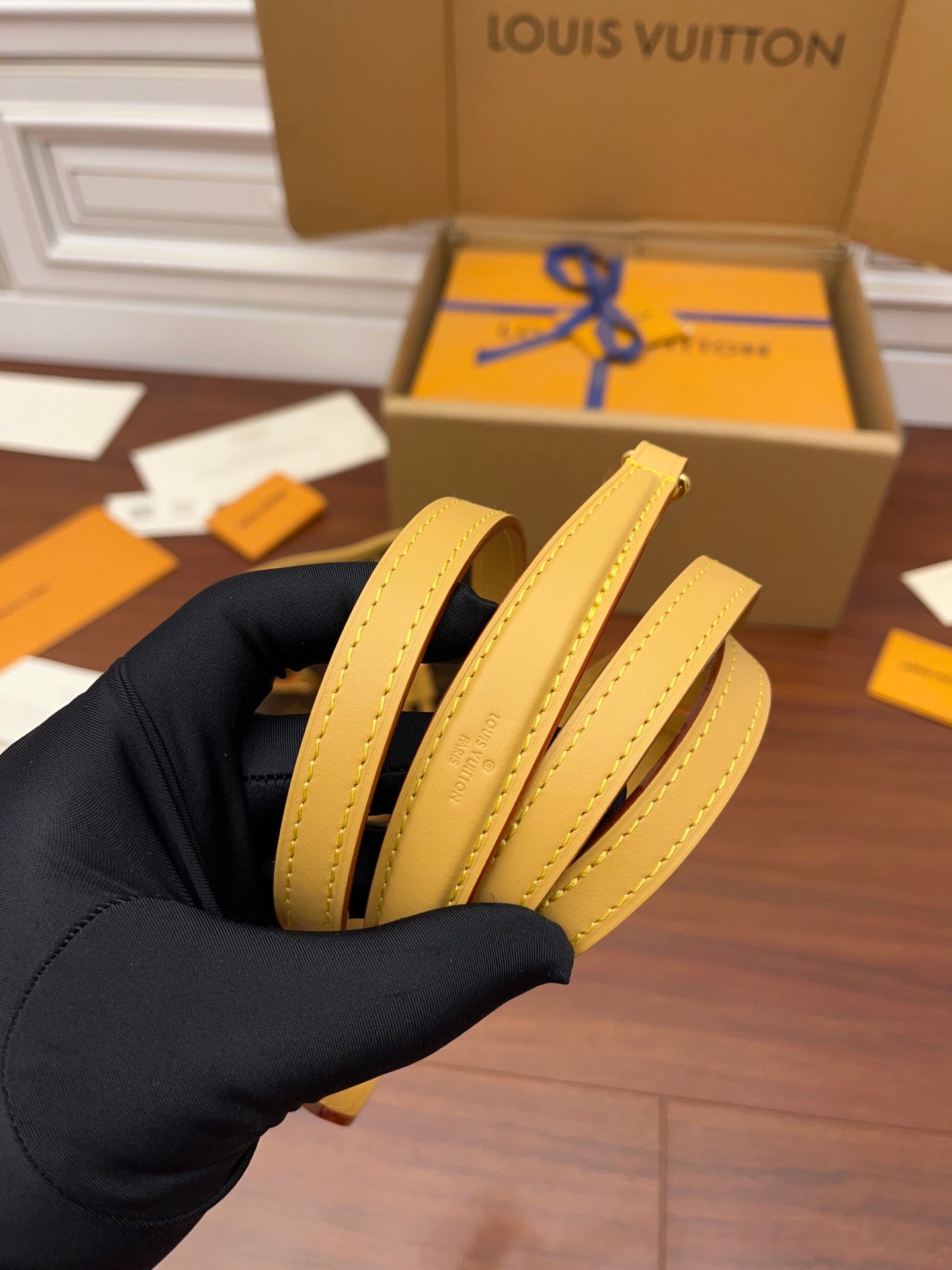 Bolsa Louis Vuitton  Nano Noé