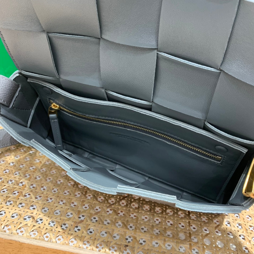 Bolsa Bottega Veneta CASSETTE 23CM BAG