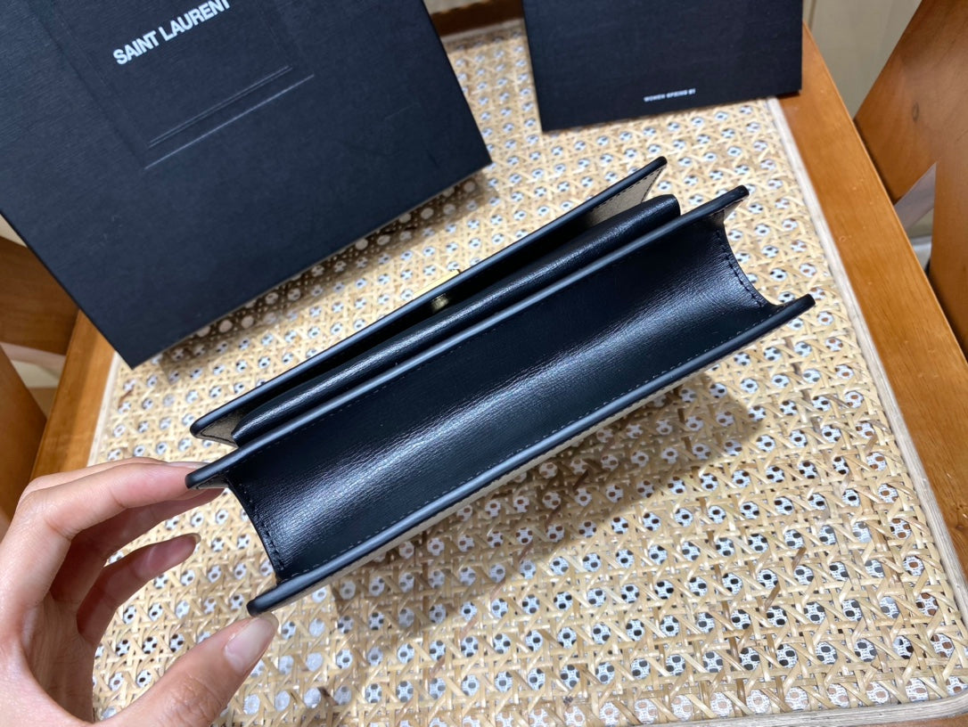 Bolsa YSL 𝑺𝒖𝒏𝒔𝒆𝒕 𝑾𝒐𝒄 19CM