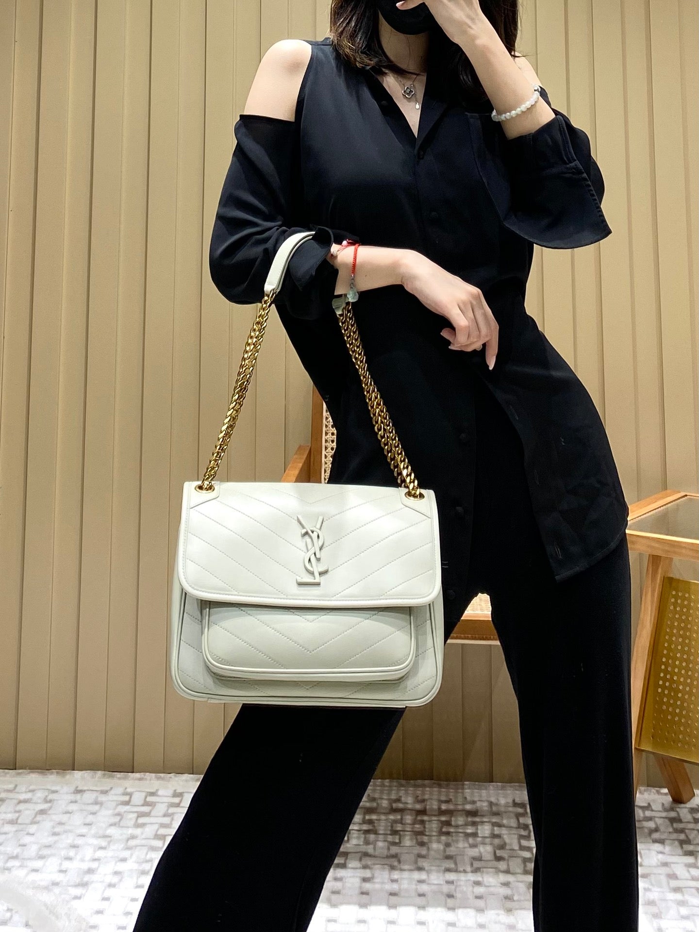 Bolsa Ysl 𝑵𝒊𝒌𝒊 𝑳𝒂𝒎𝒃 28CM