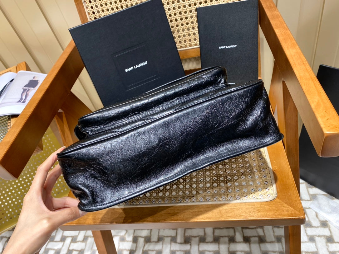 Bolsa YSL 𝑵𝒊𝒌𝒊 𝑳𝒂𝒓𝒈𝒆 𝟯𝟮𝒄𝒎