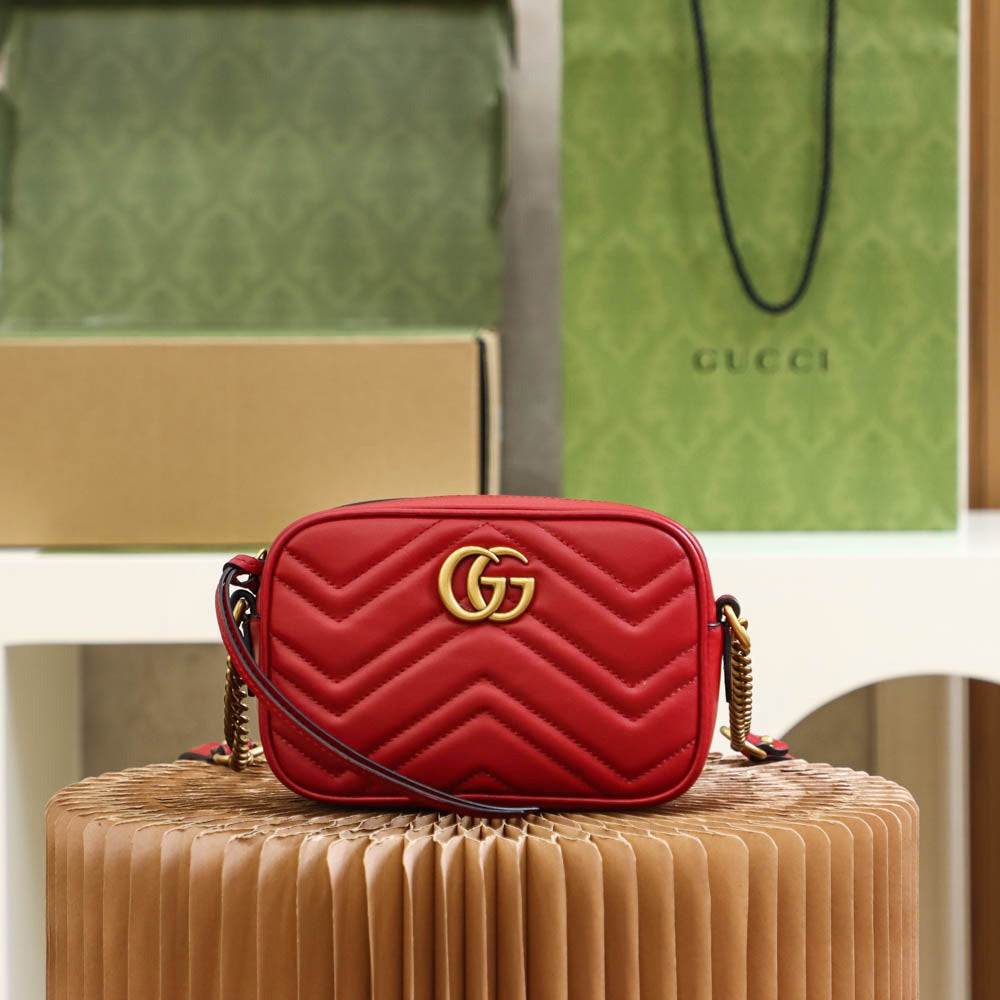 Bolsa Gucci Marmont Pequena