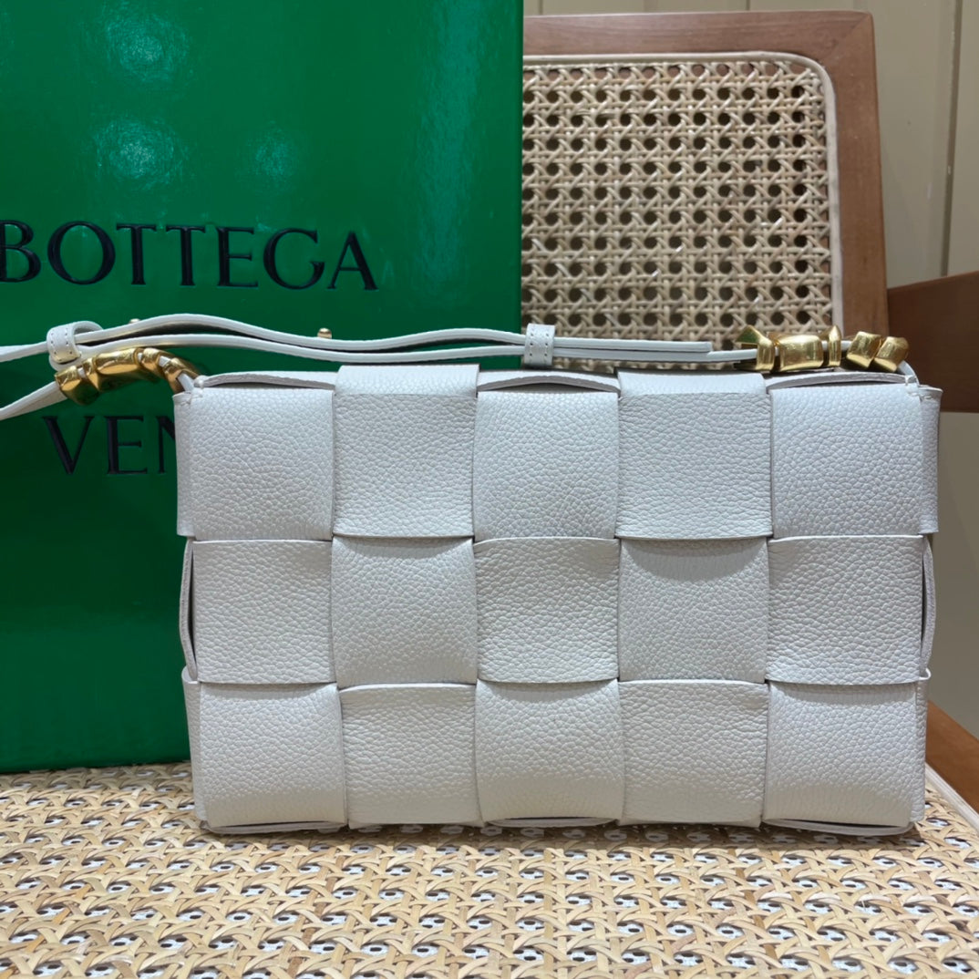 Bolsa Bottega Veneta CASSETTE 23CM BAG